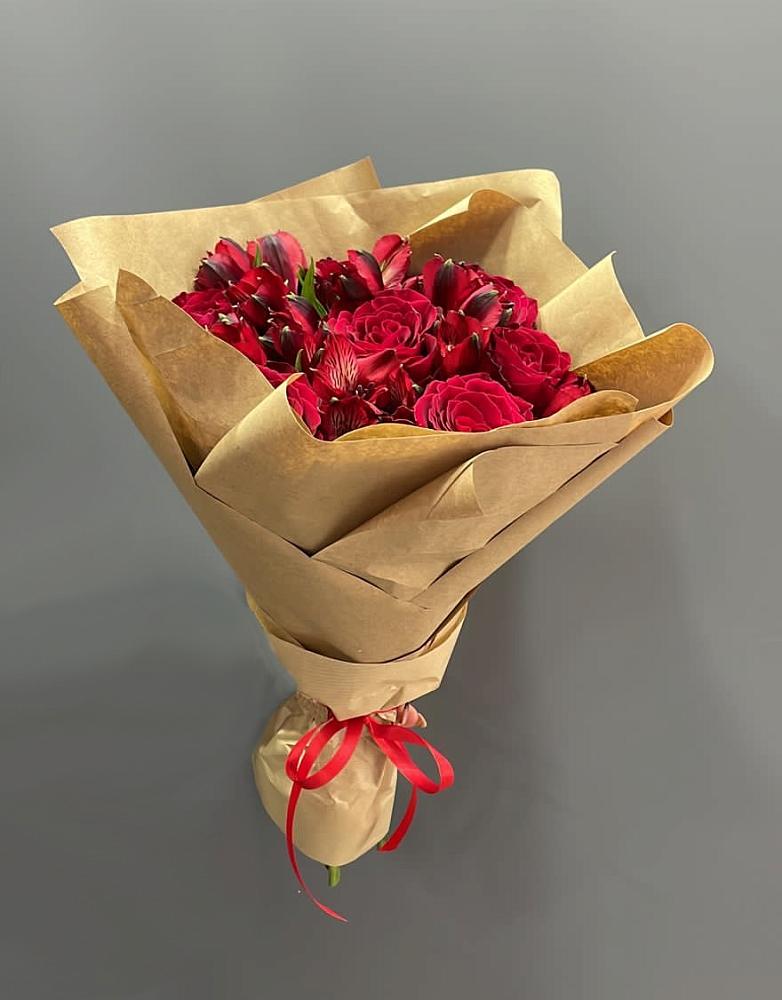 Букет цветов из: Альстромерии и Розы в Степаньково