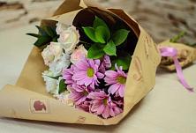 Букет цветов из:  Розы и Хризантемы #REPLACE_PRED# Степаньково