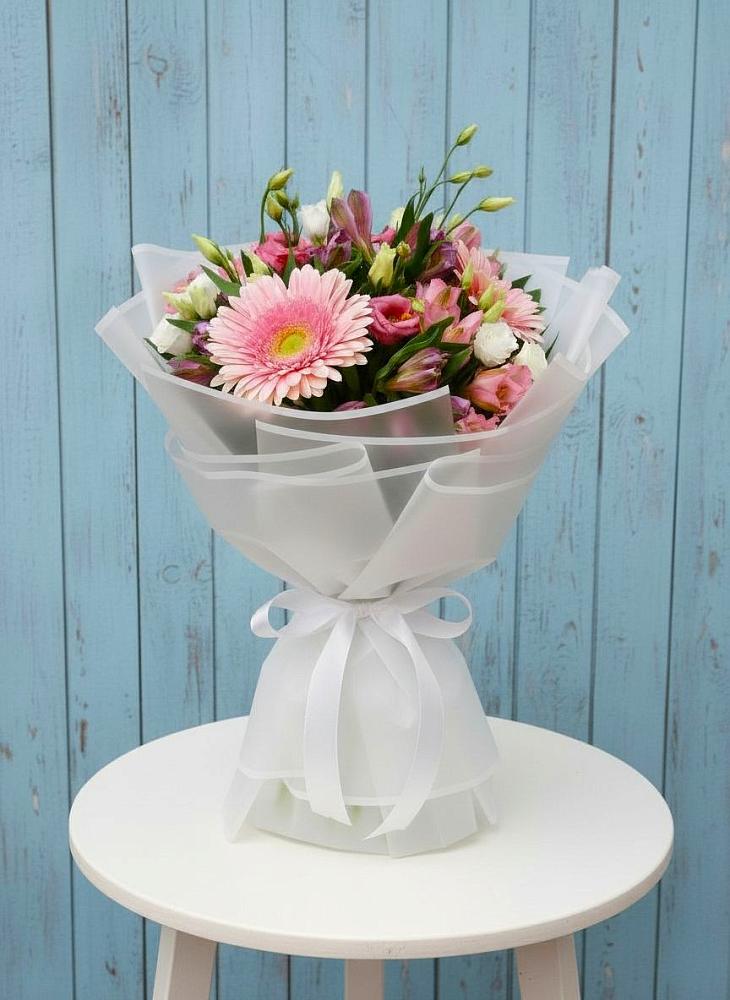 Букет цветов из: Герберы, Альстромерии и Лизиантусы в Степаньково