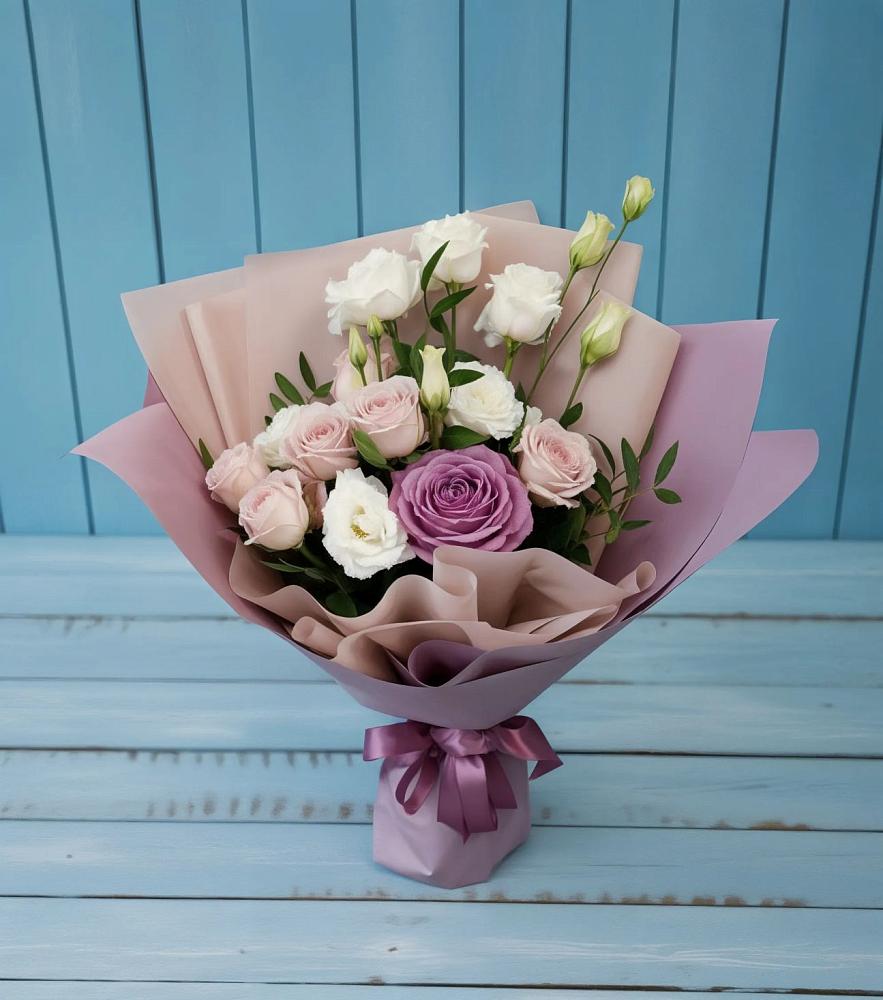 Букет цветов из: Розы и Лизиантусы в Степаньково